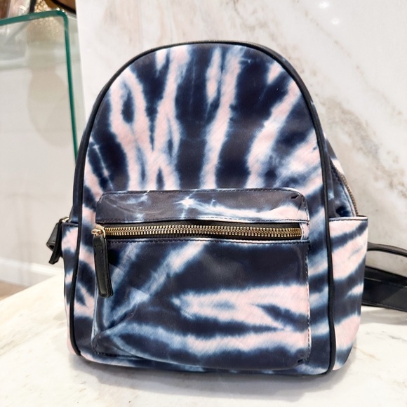 LIKE DREAMS Tie-Dye Backpack - Picture 9 of 14